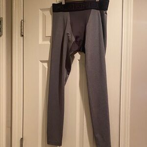 Under Armour Men's Black and Gray cold gear compression leggings large